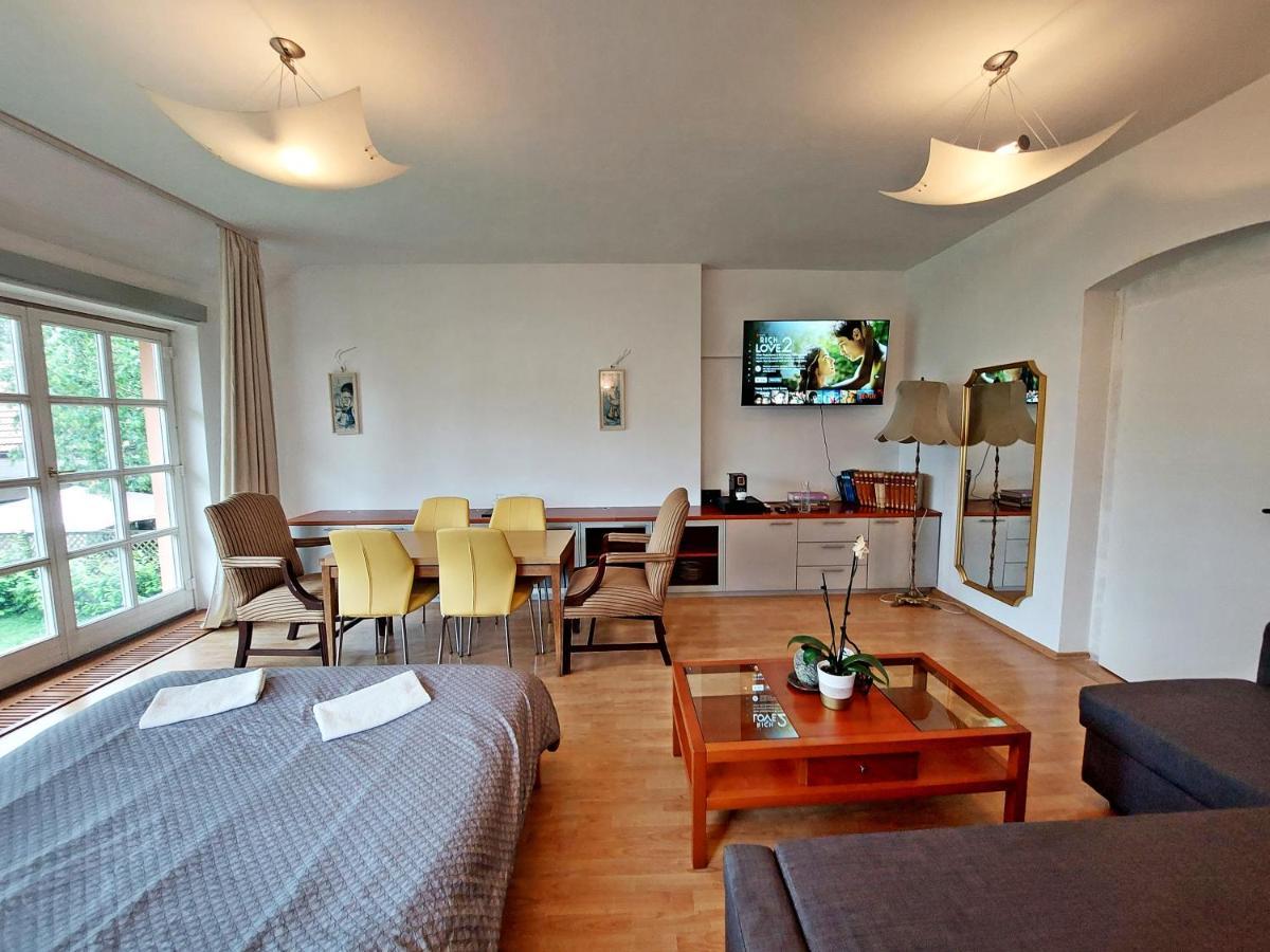 فندق R24, Rose House ليوبليانا المظهر الخارجي الصورة